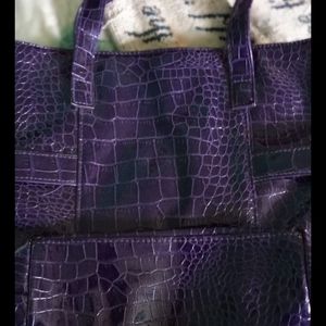 Mondo purple hand bag
